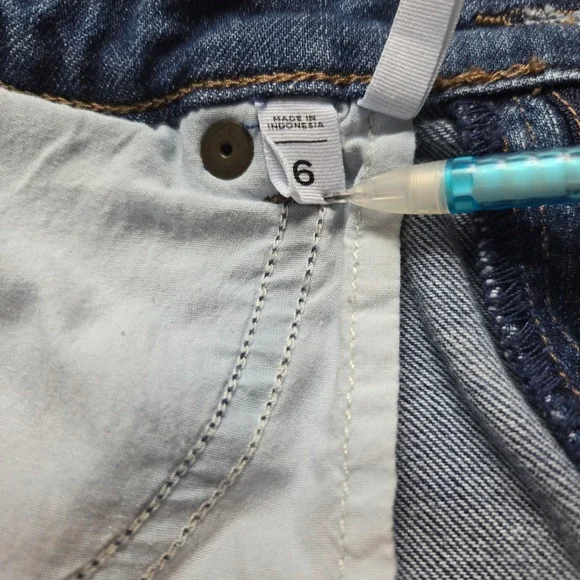 Loft Denim Shorts Womens Size 6 Blue Raw Hem Casual Everyday Comfort - Picture 4 of 8